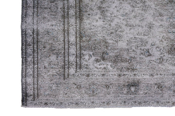 OVERDYED Vintage Persian Rug, 195 x 270 cm