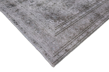 OVERDYED Vintage Persian Rug, 195 x 270 cm