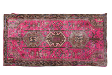 Shiraz Vintage Persian Rug, 149 x 280 cm