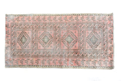 Shiraz Vintage Persian Rug, 97 x 197 cm