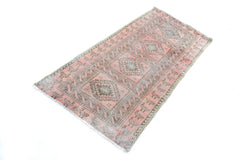 Shiraz Vintage Persian Rug, 97 x 197 cm