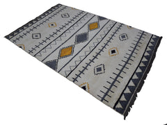 Hand Knotted Moroccan Style Rug, 197 x 314 cm