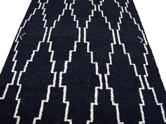 Hand Knotted Moroccan Style Rug, 153 x 263 cm