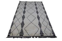 Hand Knotted Moroccan Style Rug, 166 x 288 cm