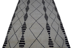 Hand Knotted Moroccan Style Rug, 166 x 288 cm