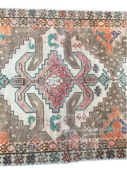 Shiraz Persian Runner, 100 x 272 cm
