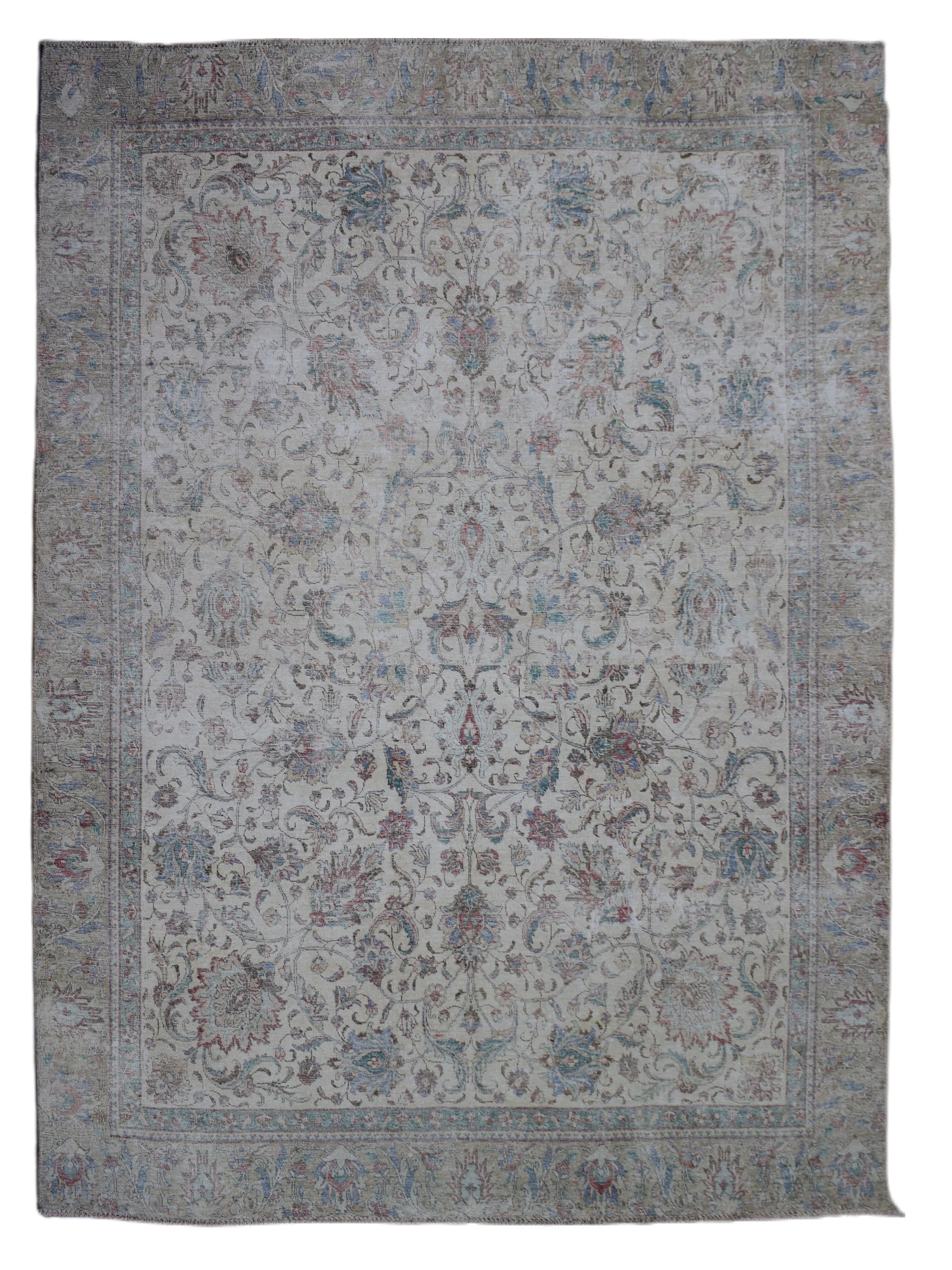 DISTRESSED Vintage Persian Rug, 271 x 322 cm (New Arrival)
