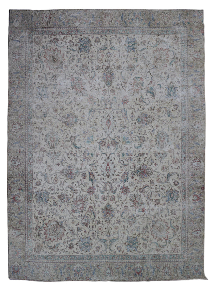 DISTRESSED Vintage Persian Rug, 271 x 322 cm (New Arrival)