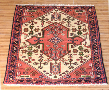 Hamadan   103 x 147 cm