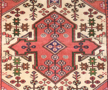 Hamadan   103 x 147 cm