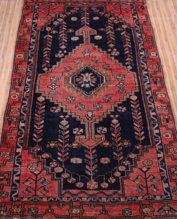 Lori Persian Rug, 127 x 242 cm