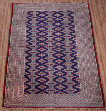 Turkmen Persian Rug, 136 x 186 cm