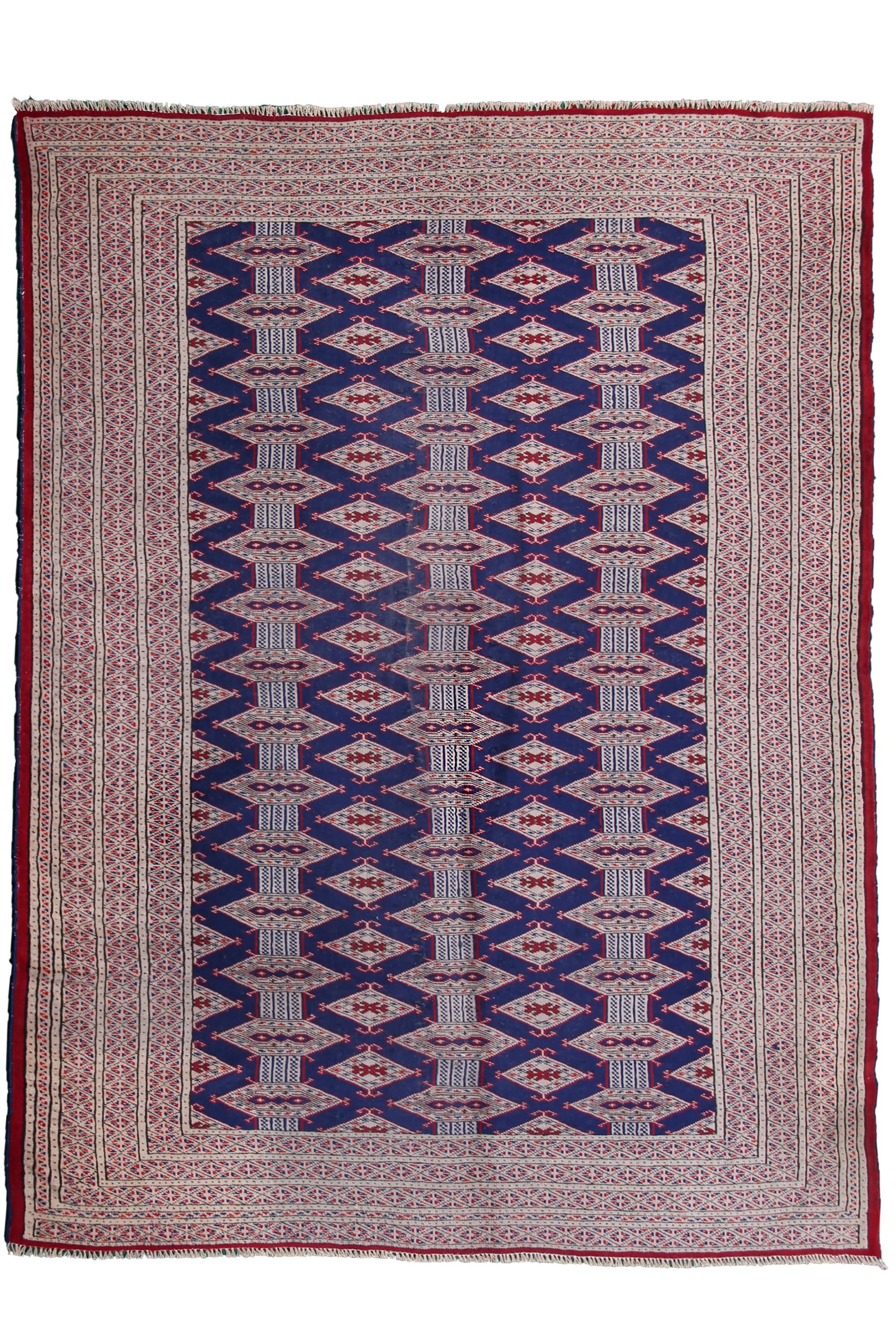 Turkmen Persian Rug, 136 x 186 cm