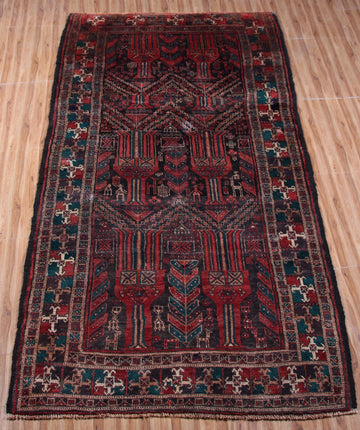 Baluchi Persian Rug, 122 x 228 cm