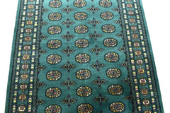 Bukhara Persian Rug, 139 x 204 cm
