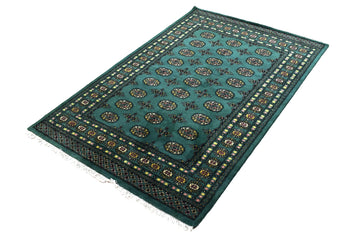 Bukhara Persian Rug, 139 x 204 cm