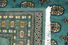 Bukhara Persian Rug, 139 x 204 cm