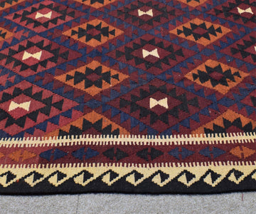 Elegant Tribal Maimana Kilim, 208 x 294 cm (Clearance)