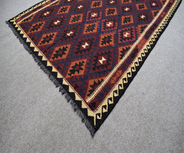 Elegant Tribal Maimana Kilim, 208 x 294 cm (Clearance)
