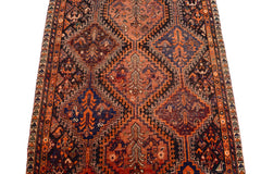 Shiraz Persian Rug, 137 x 228 cm