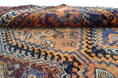 Shiraz Persian Rug, 137 x 228 cm
