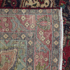 Hand Knotted Vintage Persian Shiraz Rug, 129 x 197 cm