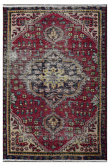 Hand Knotted Vintage Persian Shiraz Rug, 90 x 137 cm
