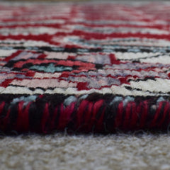 Hand Knotted Vintage Persian Shiraz Rug, 129 x 168 cm