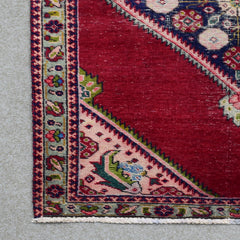 Hand Knotted Vintage Persian Shiraz Rug, 100 x 163 cm