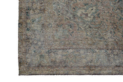 DISTRESSED Vintage Persian Rug, 192 x 277 cm