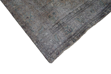 DISTRESSED Vintage Persian Rug, 192 x 277 cm