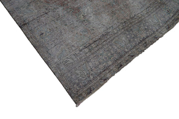 DISTRESSED Vintage Persian Rug, 195 x 282 cm