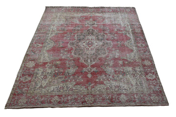 DISTRESSED Vintage Persian Rug, 223 x 300 cm