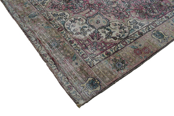 DISTRESSED Vintage Persian Rug, 194 x 304 cm