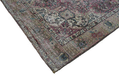 DISTRESSED Vintage Persian Rug, 194 x 304 cm
