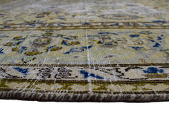 DISTRESSED Vintage Persian Rug, 285 x 373 cm