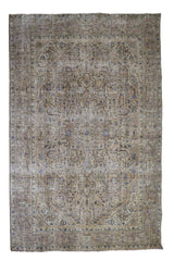 DISTRESSED Vintage Persian Rug, 292 x 377 cm