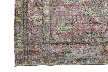 DISTRESSED Vintage Persian Rug, 195 x 284 cm
