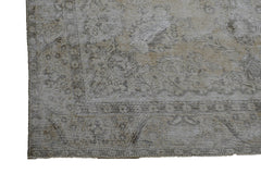 DISTRESSED Vintage Persian Rug, 283 x 372 cm
