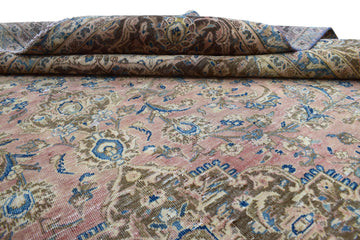 DISTRESSED Vintage Persian Rug, 282 x 381 cm