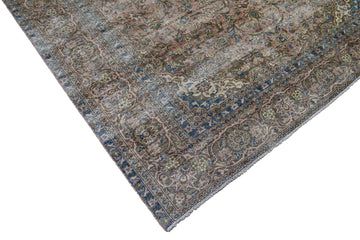 DISTRESSED Vintage Persian Rug, 284 x 375 cm