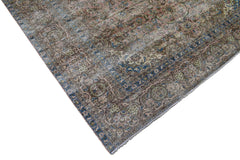 DISTRESSED Vintage Persian Rug, 284 x 375 cm
