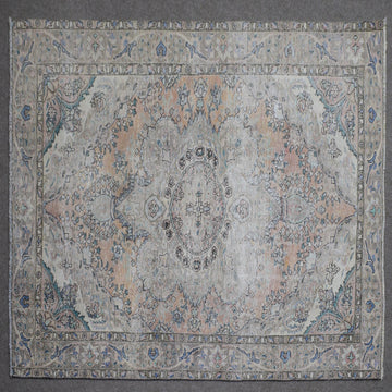 DISTRESSED Hand Knotted Vintage Persian Rug, 183 x 275 cm