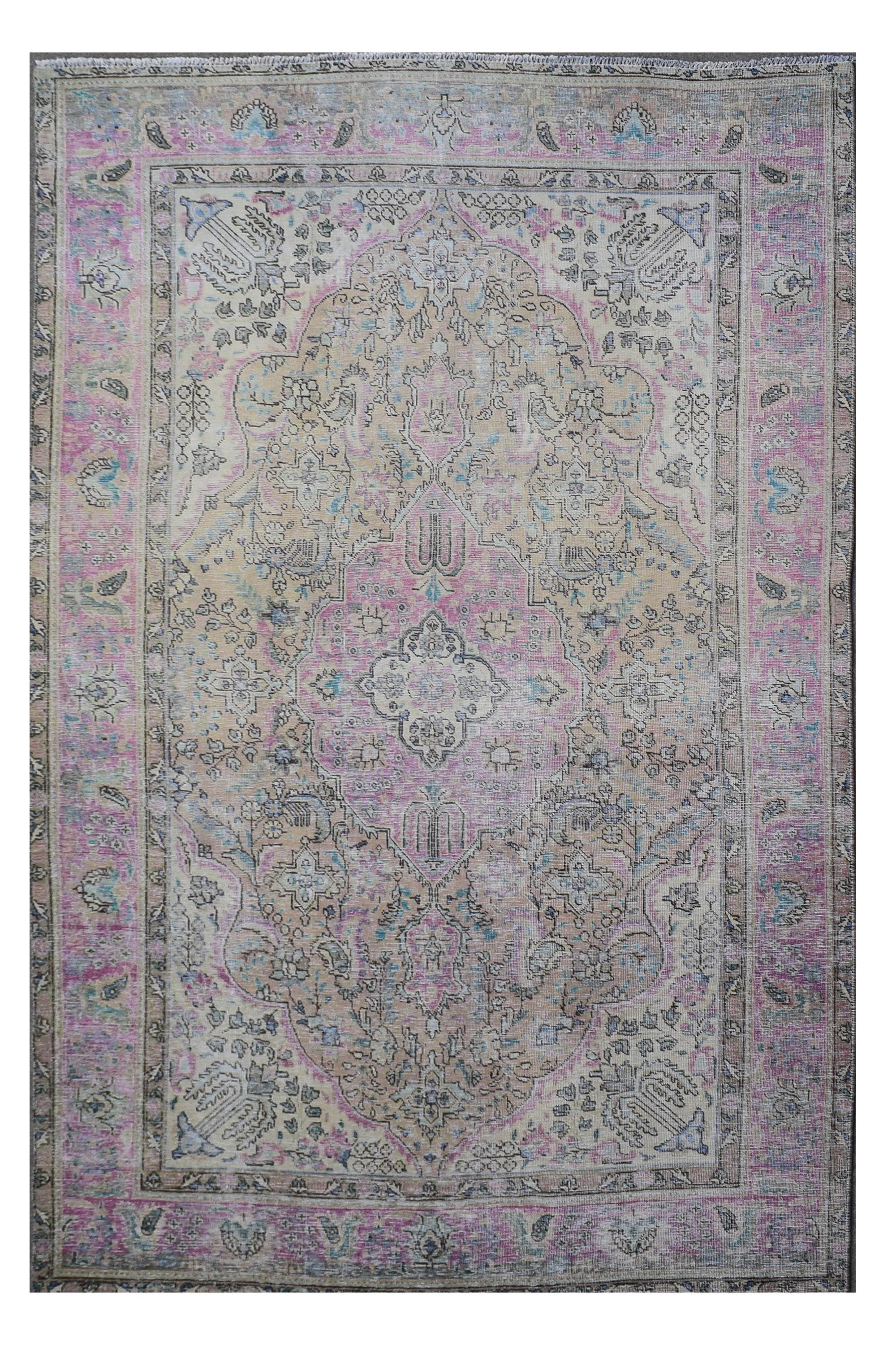 DISTRESSED Hand Knotted Vintage Persian Rug, 194 x 292 cm (Clearance)