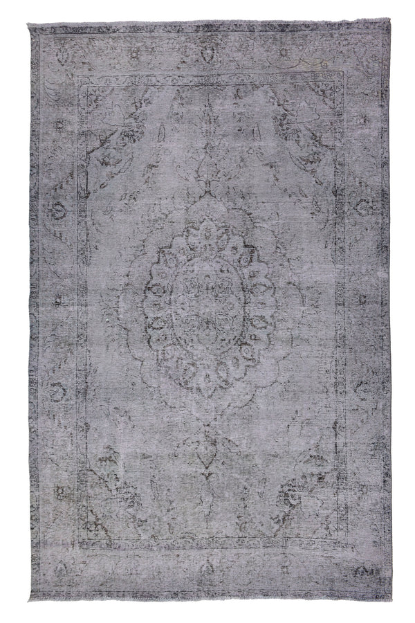 OVERDYED Vintage Persian Rug, 197 x 285 cm