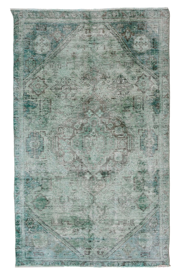 OVERDYED Vintage Persian Rug, 140 x 232 cm
