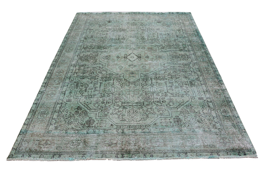 OVERDYED Vintage Persian Rug, 200 x 293 cm