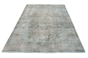 OVERDYED Vintage Persian Rug, 200 x 293 cm