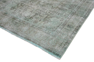OVERDYED Vintage Persian Rug, 200 x 293 cm