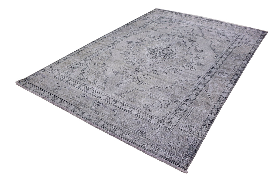 OVERDYED Vintage Persian Rug, 192 x 276 cm